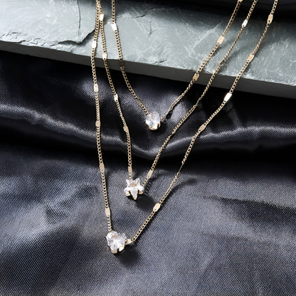 Avalyne - Elegant Pendant Necklace