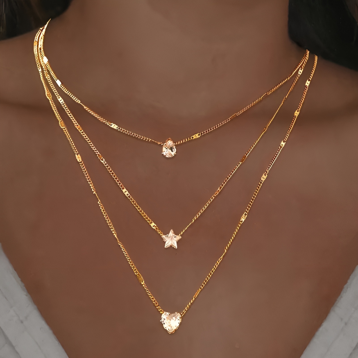Avalyne - Elegant Pendant Necklace